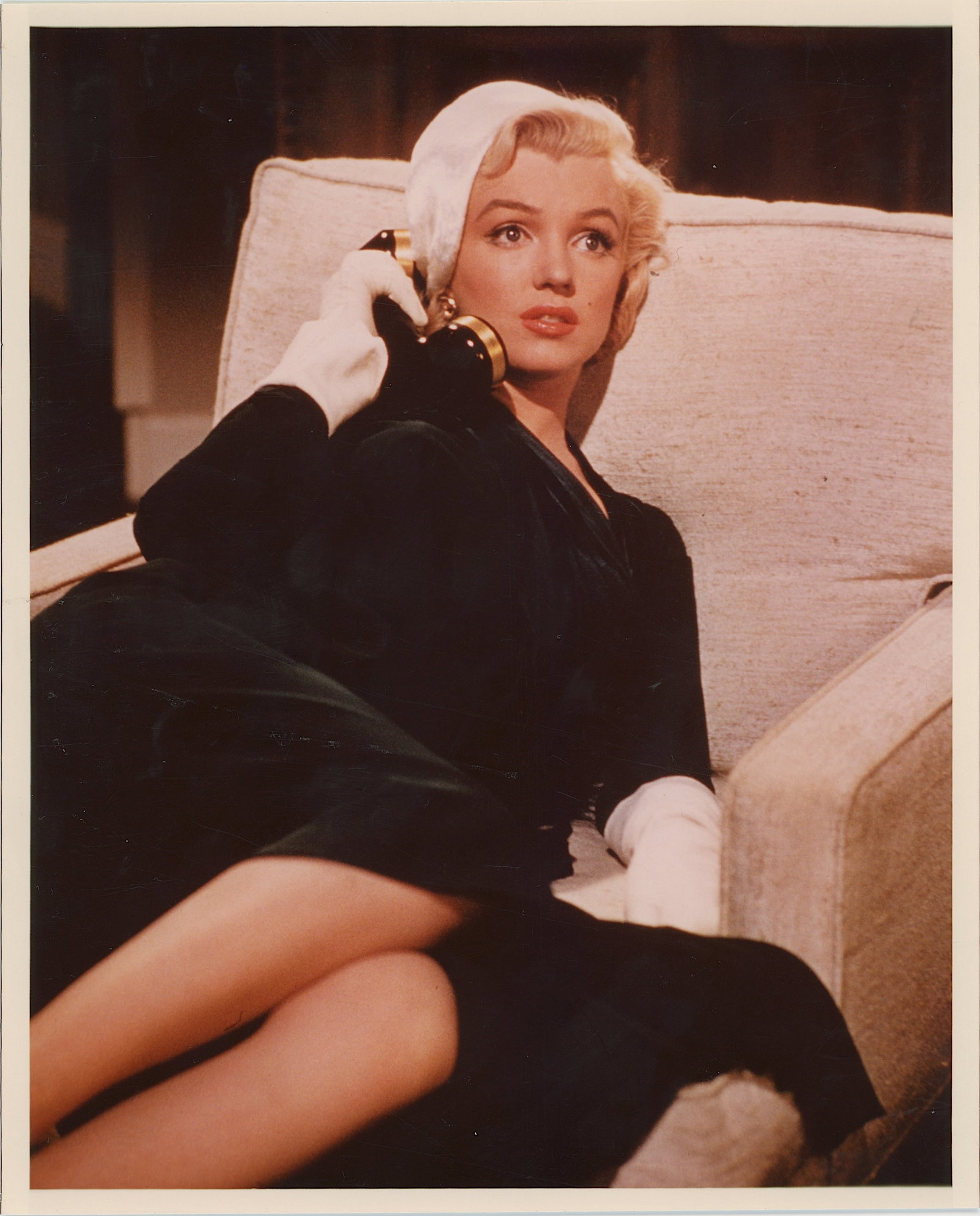 Vintage Photo 1970s MARILYN MONROE Posing Chair: The provenance of this item is from the estate of a deceased collector in Miami Beach. The dimensions are Approx. 10" x 8". THIS IS A RESERVE AUCTION, and the final price will include a Buyer?s Premiu