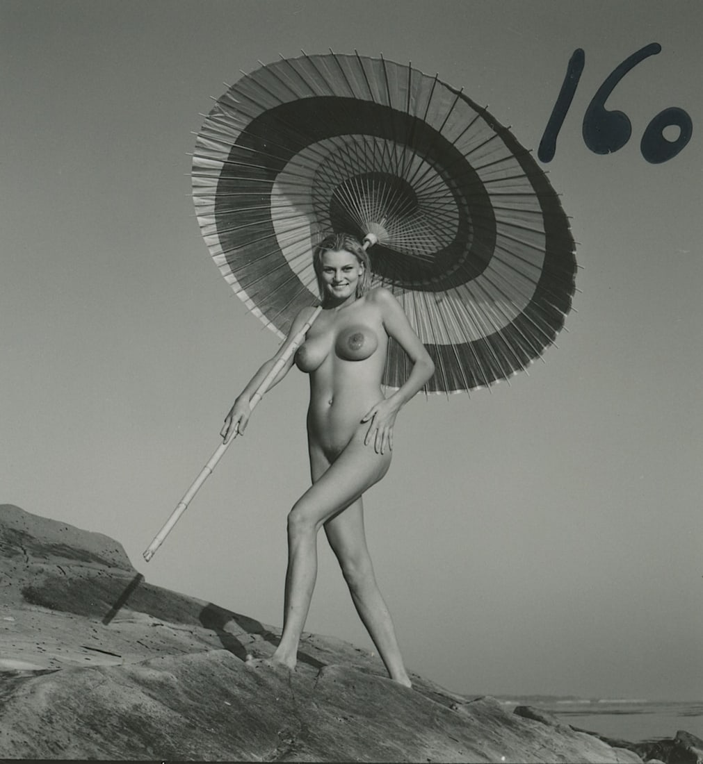 ANDR? DE DIENES Vintage Photo 1950s-1960s Nude Study: The provenance of this photo is from the archives of notable photographer Andr? de Dienes. The dimensions are Approx. 2" x 2.25" (variances can occur). This black and white gelatin photo was printed i