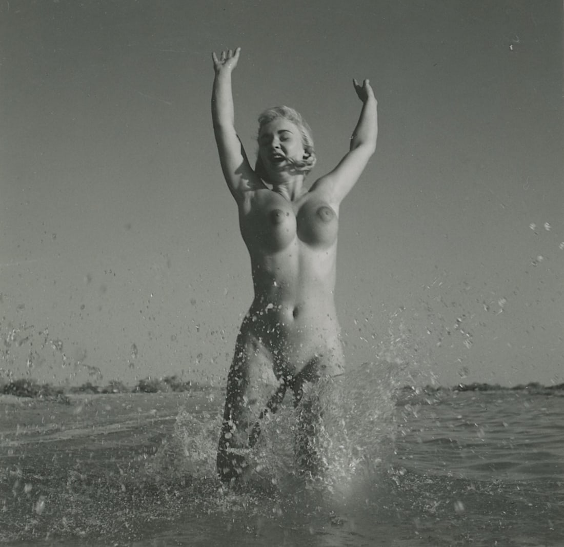 ANDR? DE DIENES Vintage Photo 1950s-1960s Nude Study: The provenance of this photo is from the archives of notable photographer Andr? de Dienes. The dimensions are Approx. 2" x 2.25" (variances can occur). This black and white gelatin photo was printed i