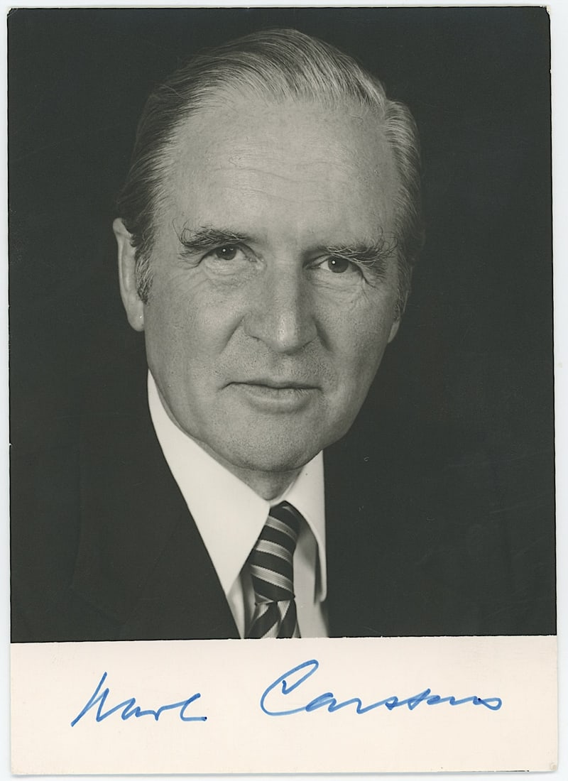 Vintage Photograph Ephemera of KARL CARSTEN SIGNED: The provenance of this lot is from a collector in RI. The dimensions are Approx. 5.75" x 4". THIS IS A RESERVE AUCTION, and the final price will include a Buyer?s Premium. Please, view our full terms 