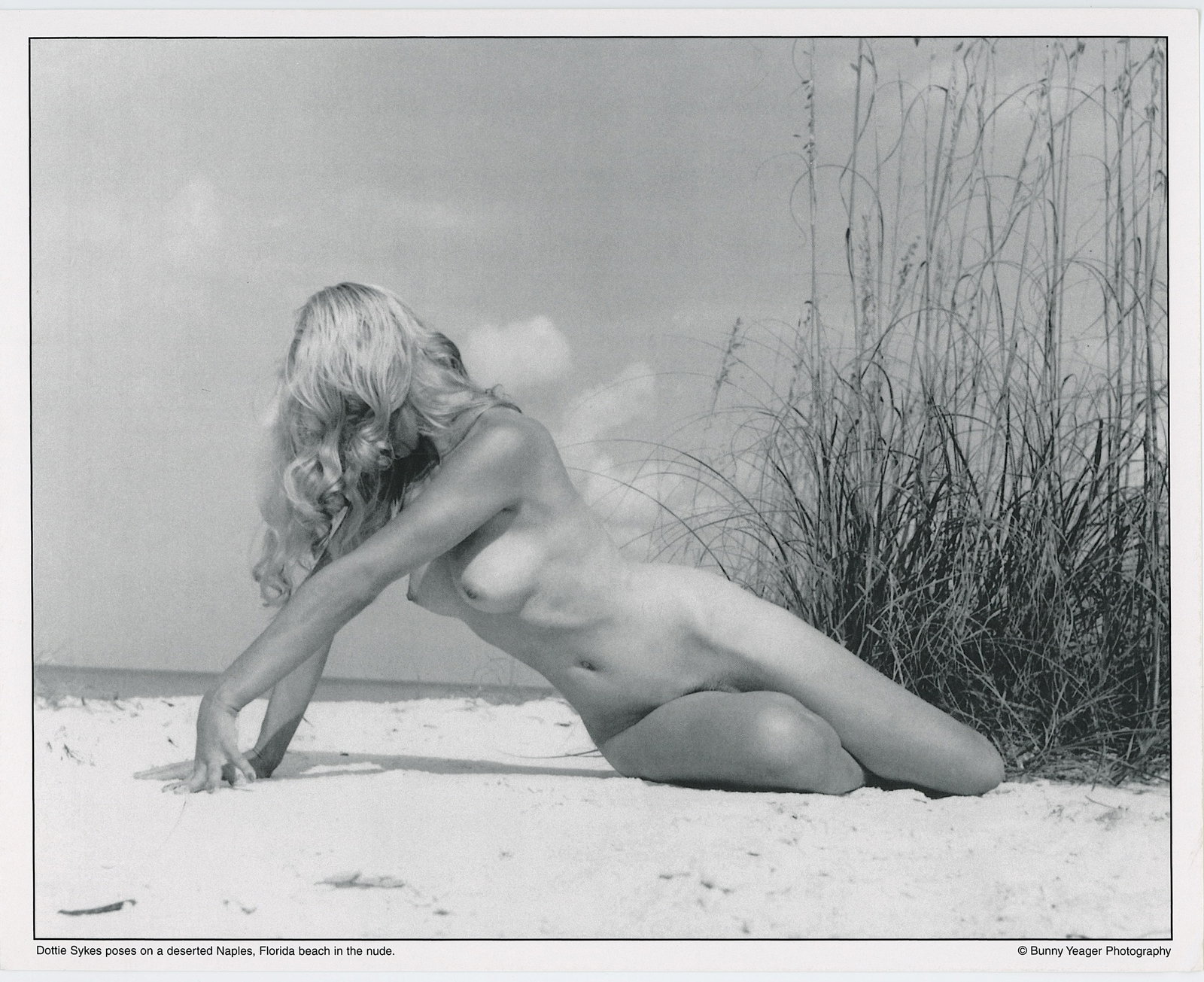 BUNNY YEAGER Vintage Pin Up Litho of DOTTIE SYKES: This lot is consigned by a collector in RI. The provenance is from Bunny Yeager's estate/archives. Linnea Eleanor "Bunny" Yeager (March 13, 1929 - May 24, 2014) was an American photographer and pin-up