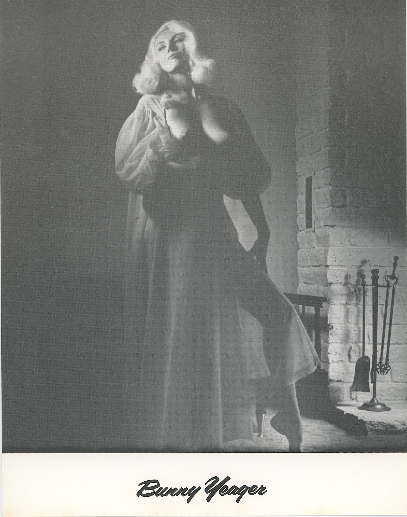 BUNNY YEAGER Vintage Pin Up Litho SELF SHOOT: This lot is consigned by a collector in RI. The provenance is from Bunny Yeager's estate/archives. Linnea Eleanor "Bunny" Yeager (March 13, 1929 - May 24, 2014) was an American photographer and pin-up