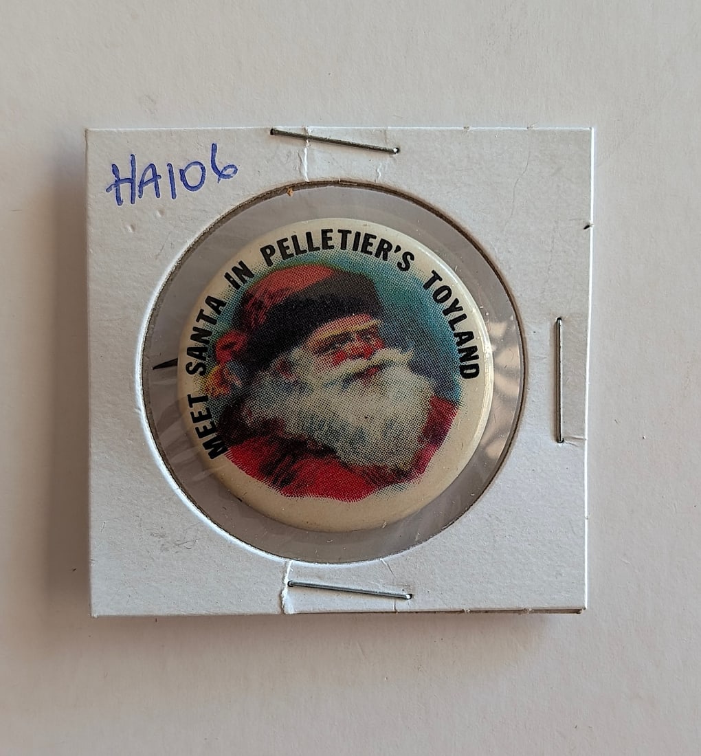 Vintage Pelletier's Department Store Santa Button: The provenance of this item is from the inventories of Artelisted. We have included quality images to show it's actual condition. THIS IS A RESERVE AUCTION, and the final price will include a Buyer?s 