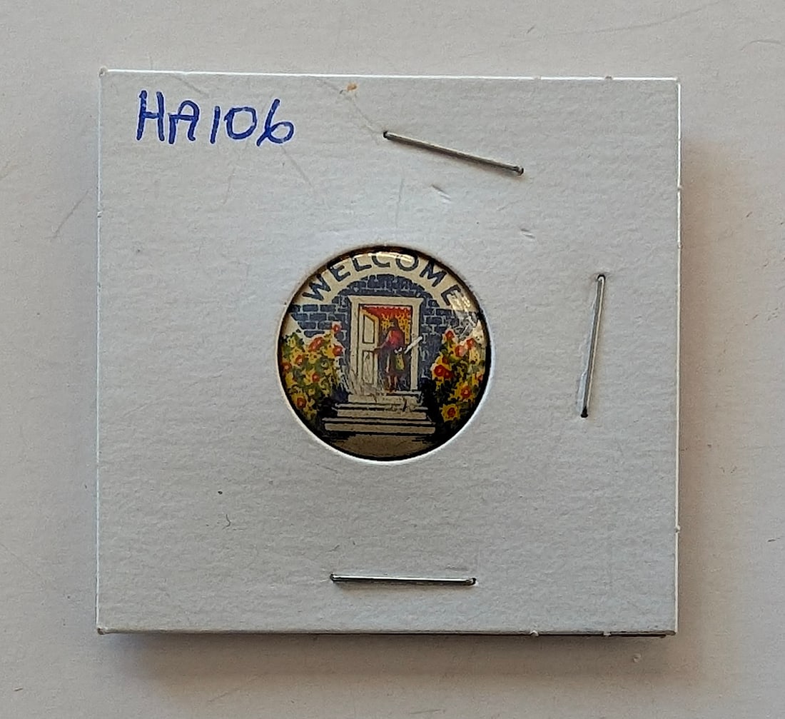 Wm. H. Dietz Supply Church Sunday School Pin WELCOME Pinback Vintage Button: Wm. H. Dietz Supply Church Sunday School Pin WELCOME Pinback Vintage Button. The provenance of this item is from the inventories of Artelisted. We have included quality images to show it's actual cond