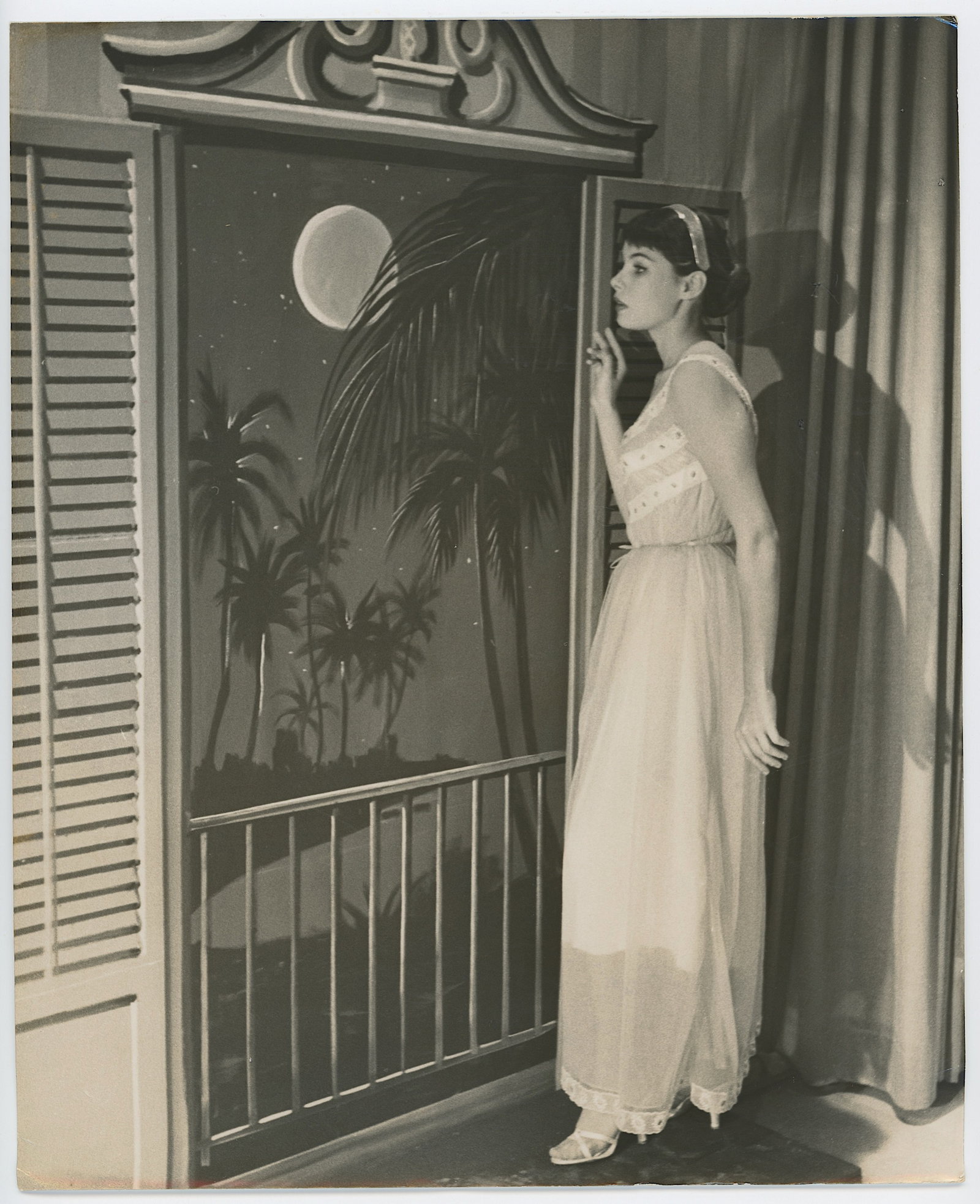 Vintage Photo MILLIE PERKINS by RAY FISHER: This photo is coming from the archives of Miami Photographer Ray Fisher. The dimensions are Approx. 10" x 8". Ray Fisher (b.1924) was born in Cleveland, Ohio but spent most of his childhood in New Yor