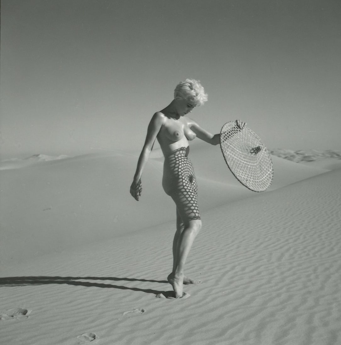 ANDR? DE DIENES Vintage Photo 1950s-1960s Nude Study: The provenance of this photo is from the archives of notable photographer Andr? de Dienes. The dimensions are Approx. 2" x 2.25" (variances can occur). This black and white gelatin photo was printed i