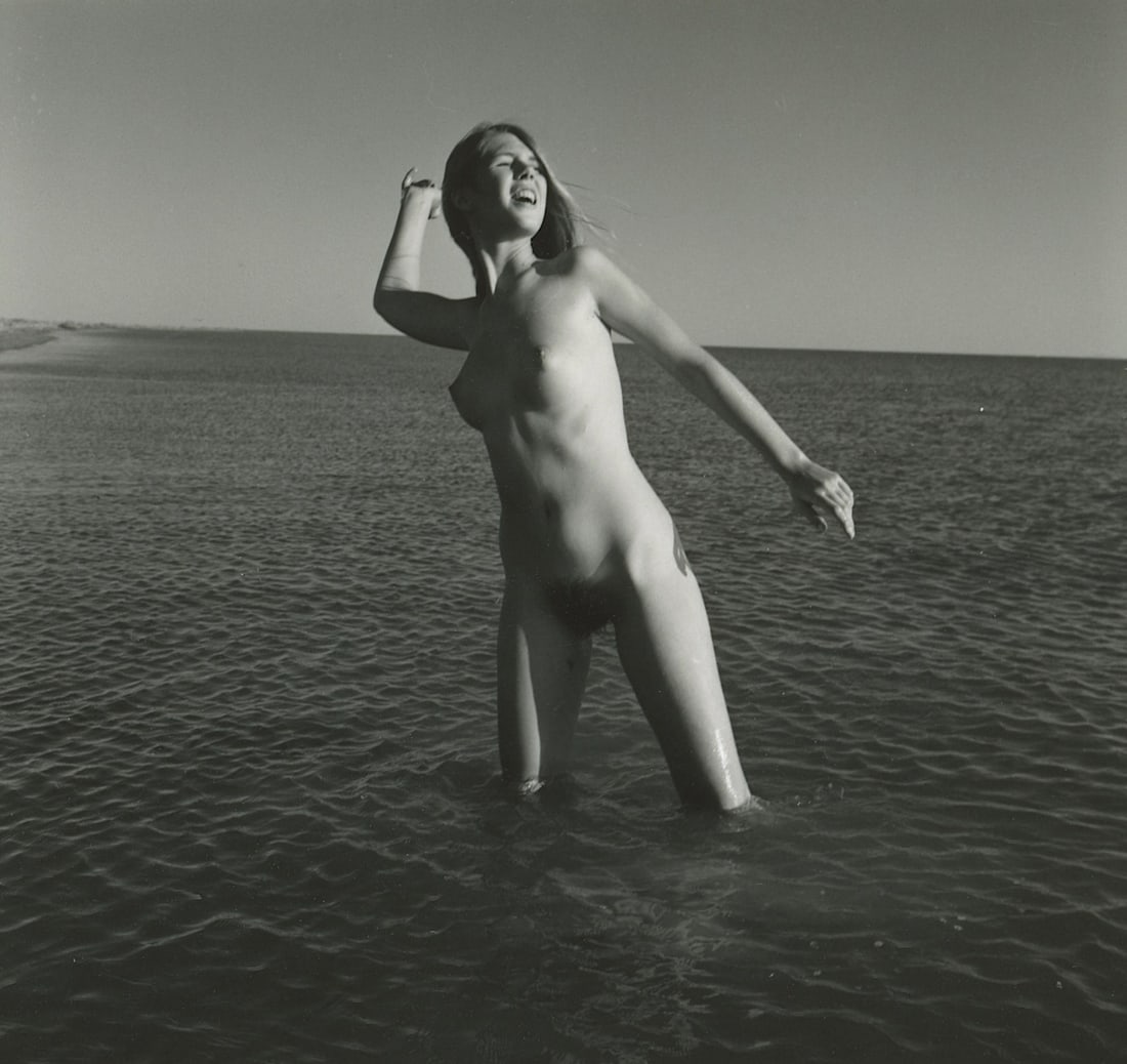 ANDR? DE DIENES Vintage Photo 1950s-1960s Nude Study: The provenance of this photo is from the archives of notable photographer Andr? de Dienes. The dimensions are Approx. 2" x 2.25" (variances can occur). This black and white gelatin photo was printed i