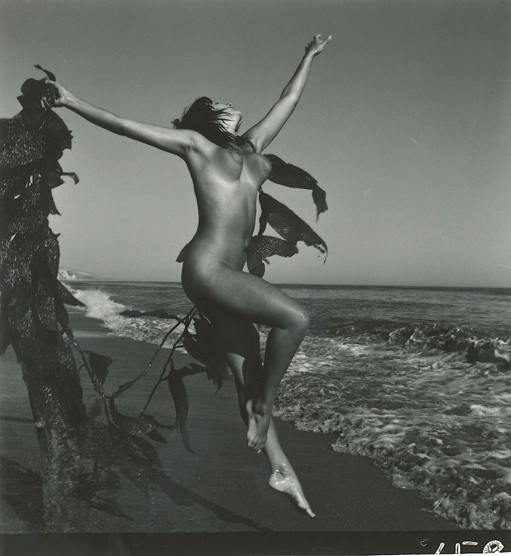 ANDR? DE DIENES Vintage Photo 1950s-1960s Nude Study: The provenance of this photo is from the archives of notable photographer Andr? de Dienes. The dimensions are Approx. 2" x 2.25" (variances can occur). This black and white gelatin photo was printed i