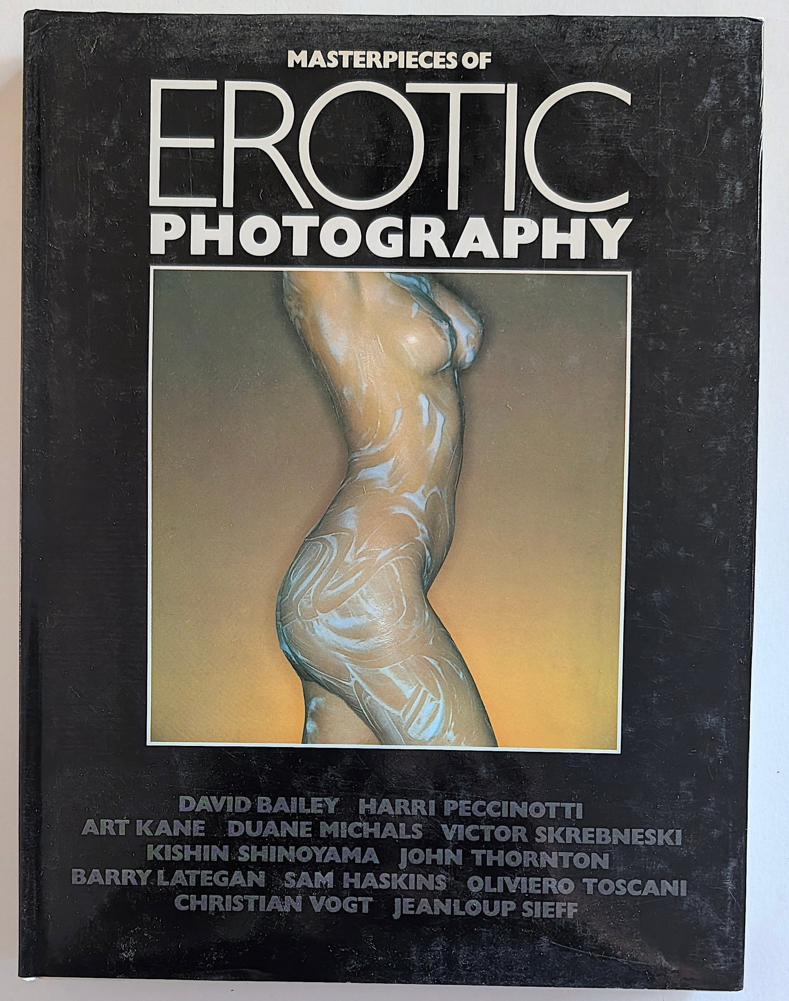 Vintage Book Masterpieces of Erotic Photography, 1977: The provenance of this item is from the inventories of Artelisted. We have included quality images to show it's actual condition. THIS IS A RESERVE AUCTION, and the final price will include a Buyer?s 