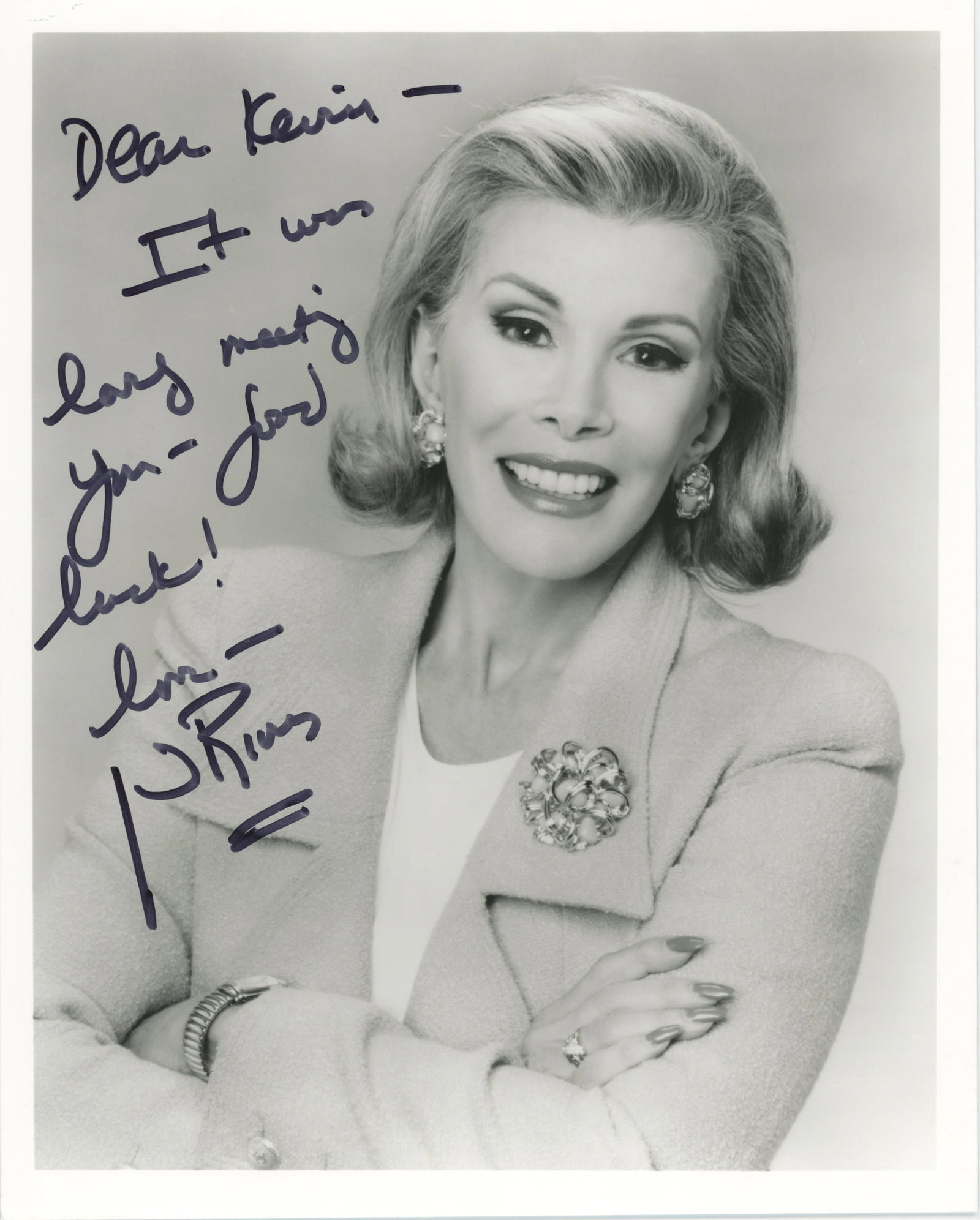 Vintage Photo Comedian JOAN RIVERS Autographed: The provenance of this item is from the inventories of Artelisted. We have included quality images to show it's actual condition. The dimensions are Approx. 10" x 8". THIS IS A RESERVE AUCTION, and th