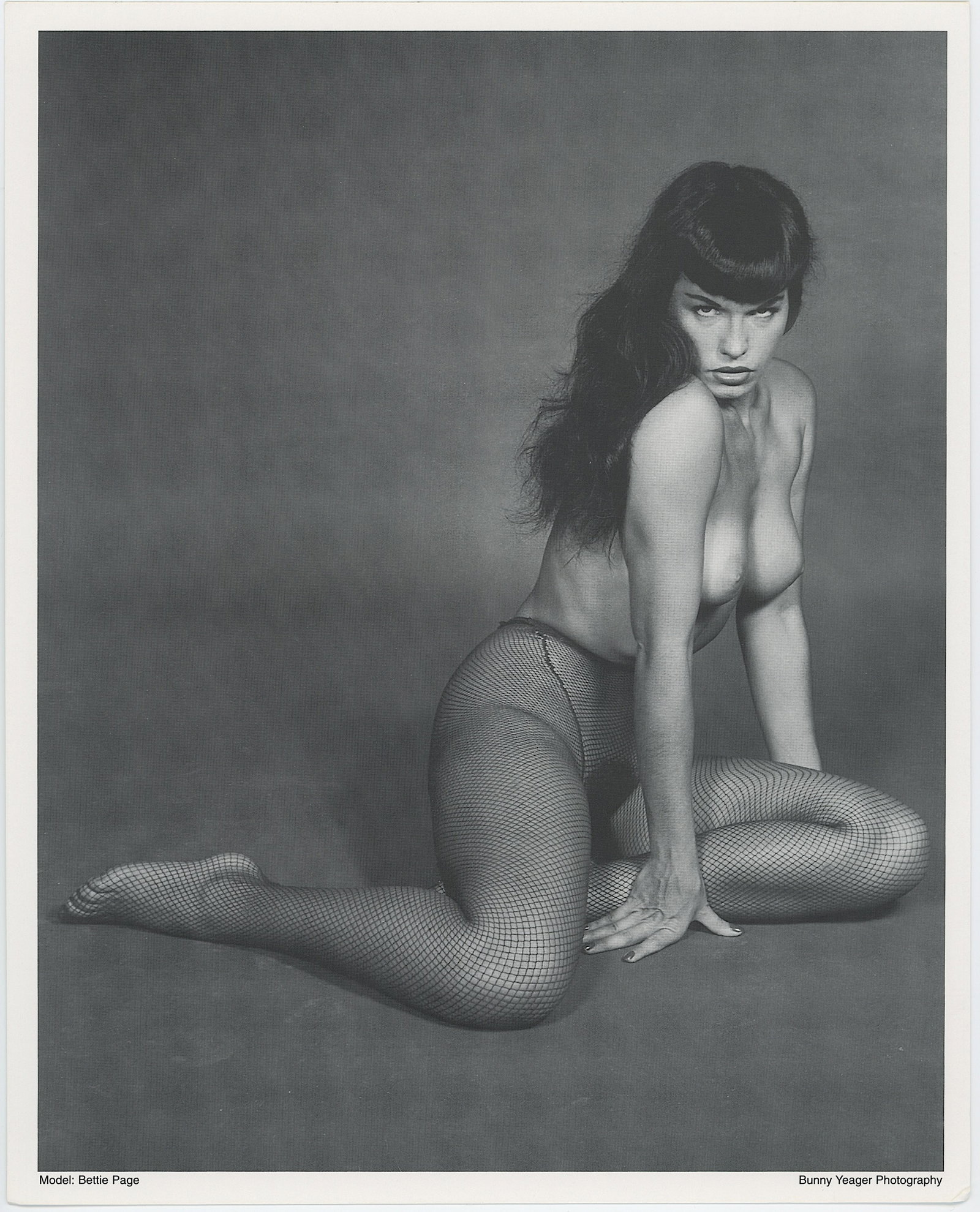 BUNNY YEAGER Vintage Pin Up Litho BETTIE PAGE: This lot is consigned by a collector in RI. The provenance is from Bunny Yeager's estate/archives. Linnea Eleanor "Bunny" Yeager (March 13, 1929 - May 24, 2014) was an American photographer and pin-up