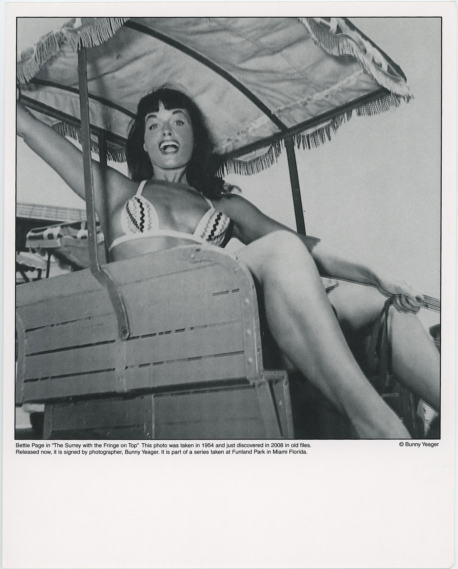BUNNY YEAGER Vintage Pin Up Litho BETTIE PAGE: This lot is consigned by a collector in RI. The provenance is from Bunny Yeager's estate/archives. Linnea Eleanor "Bunny" Yeager (March 13, 1929 - May 24, 2014) was an American photographer and pin-up