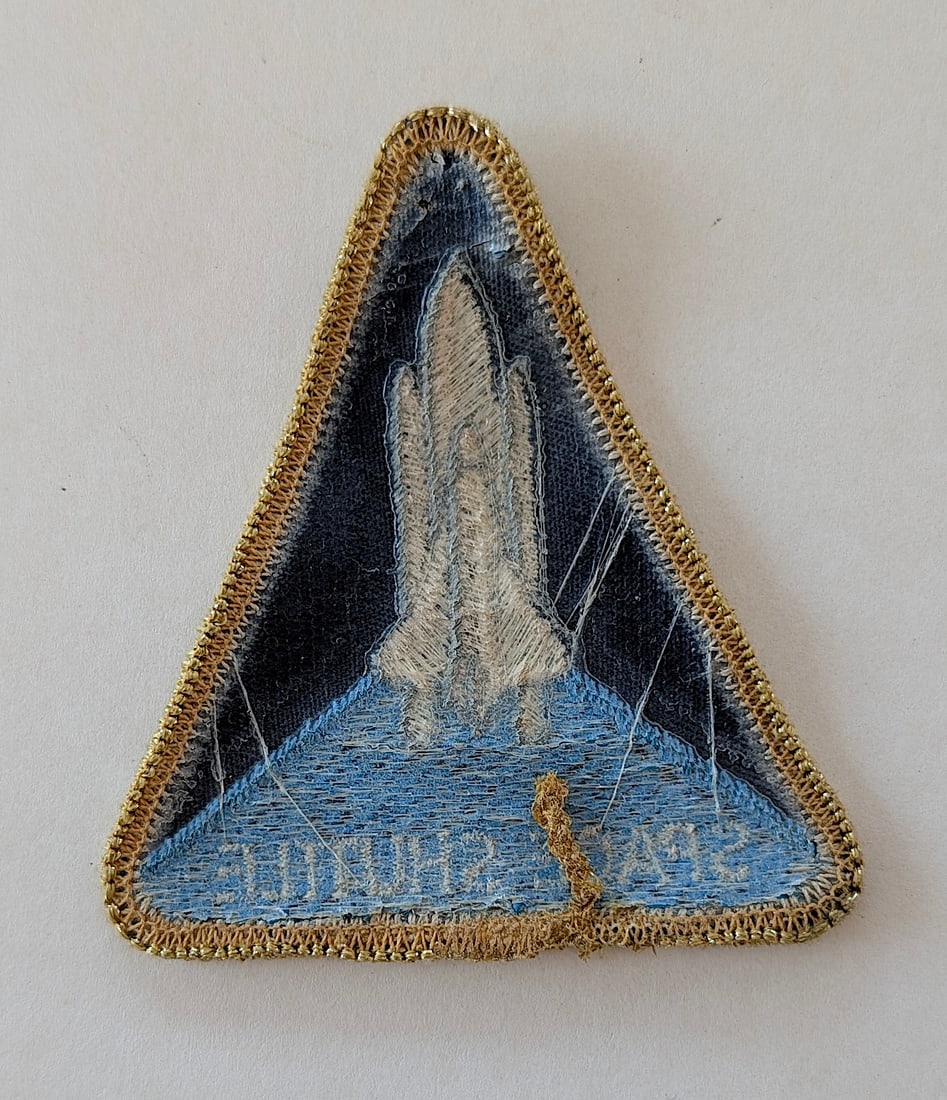 Vintage triangular Space Shuttle embroidered patch - 2