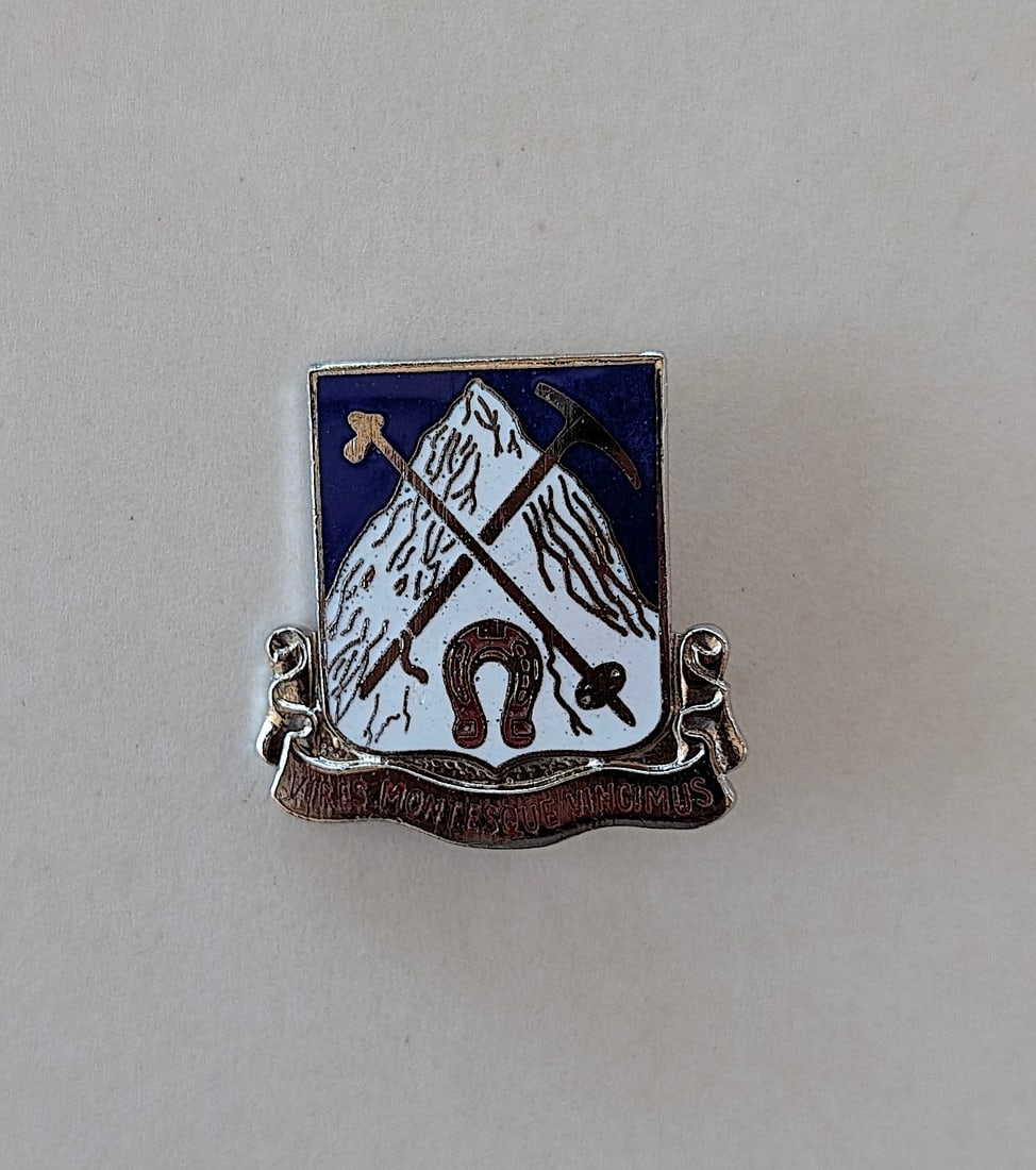 Vintage Scarce Authentic Military Collectible / Artelisted Inventory: Vintage Scarce Authentic Military Collectible / Artelisted Inventory. Our information received when purchased together with more important quality military collectibles, this lot was part of a closed 