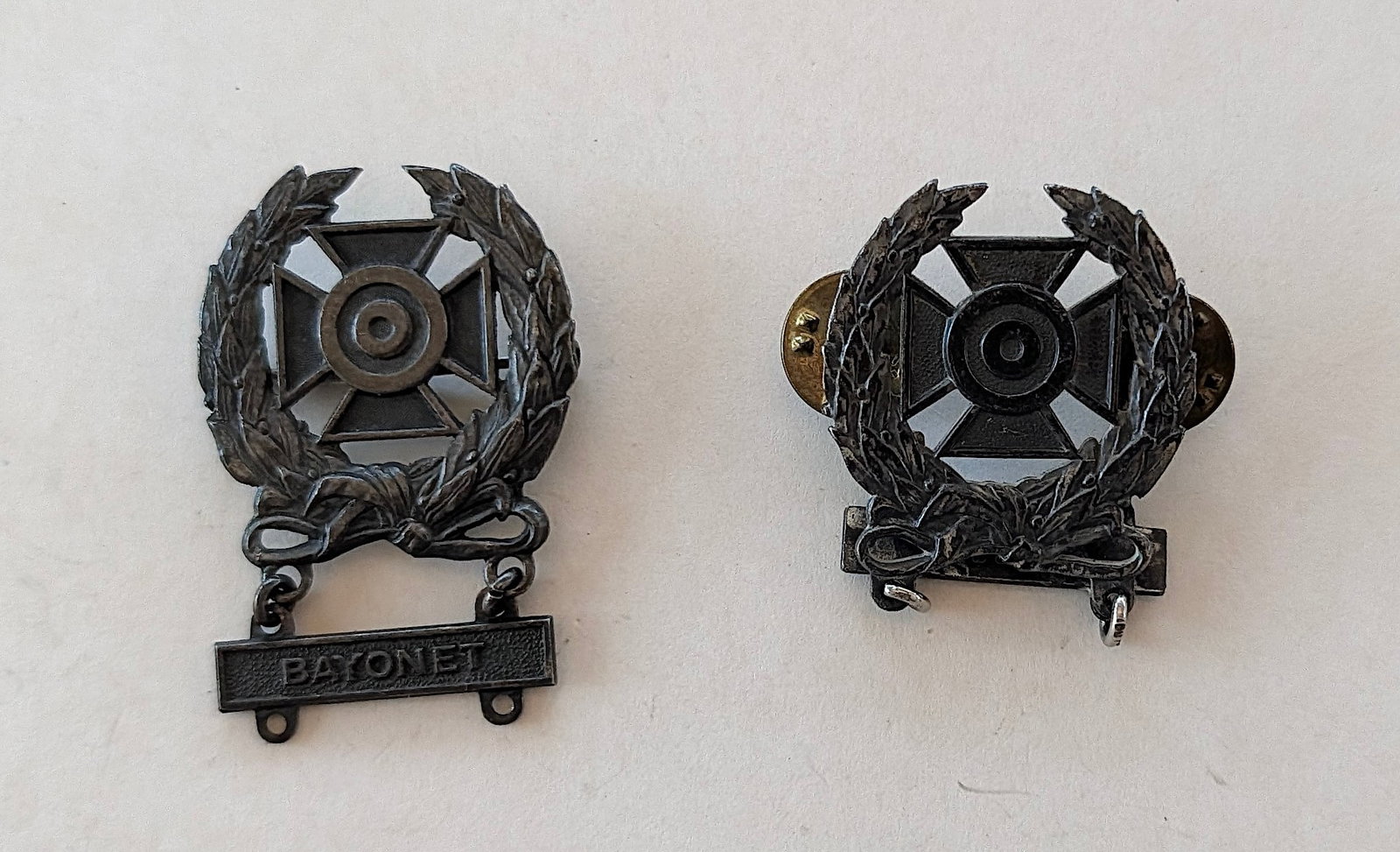 Vintage Scarce Authentic Military Collectible / Artelisted Inventory: Vintage Scarce Authentic Military Collectible / Artelisted Inventory. Our information received when purchased together with more important quality military collectibles, this lot was part of a closed 