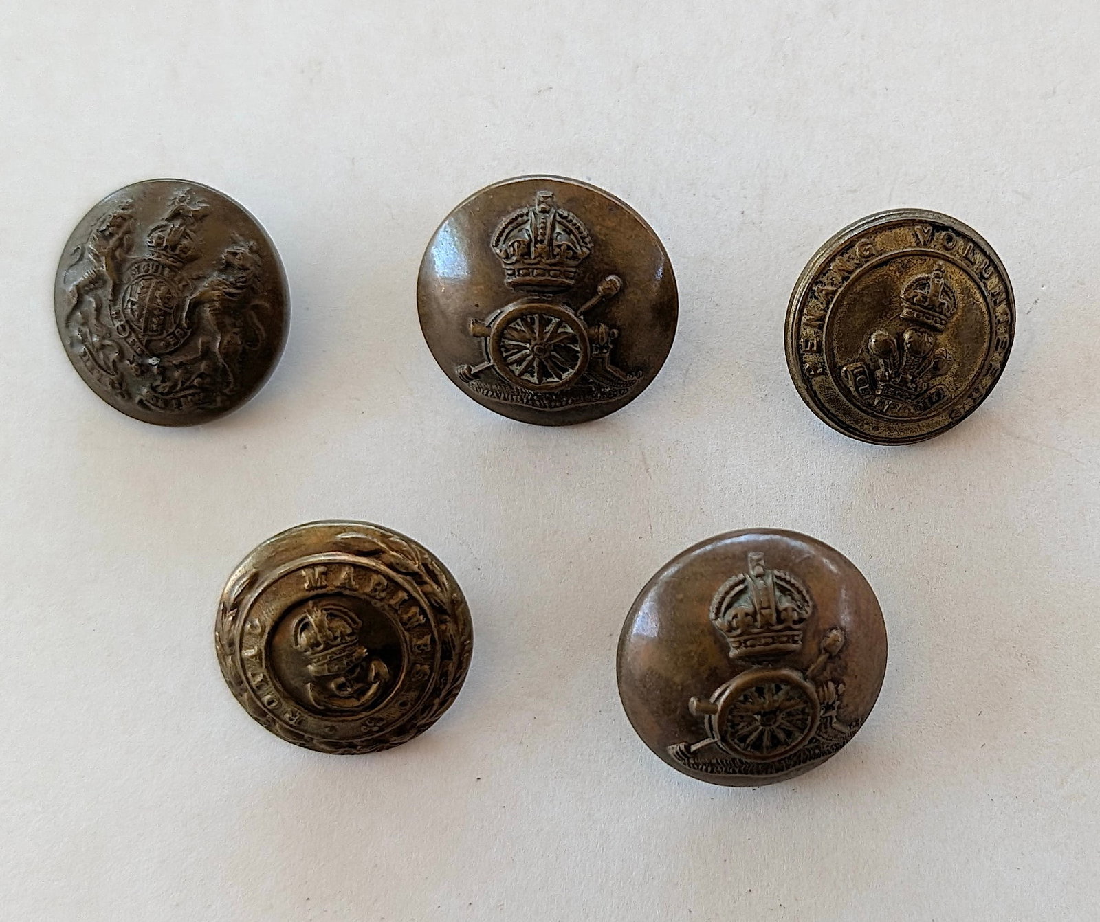Vintage Scarce Authentic Military Collectible / Artelisted Inventory: Vintage Scarce Authentic Military Collectible / Artelisted Inventory. Our information received when purchased together with more important quality military collectibles, this lot was part of a closed 