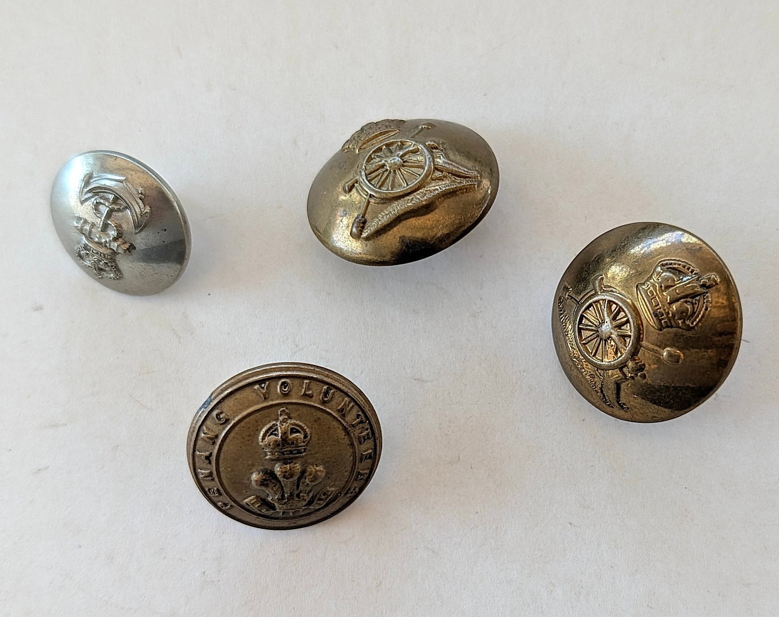 Vintage Scarce Authentic Military Collectible / Artelisted Inventory: Vintage Scarce Authentic Military Collectible / Artelisted Inventory. Our information received when purchased together with more important quality military collectibles, this lot was part of a closed 