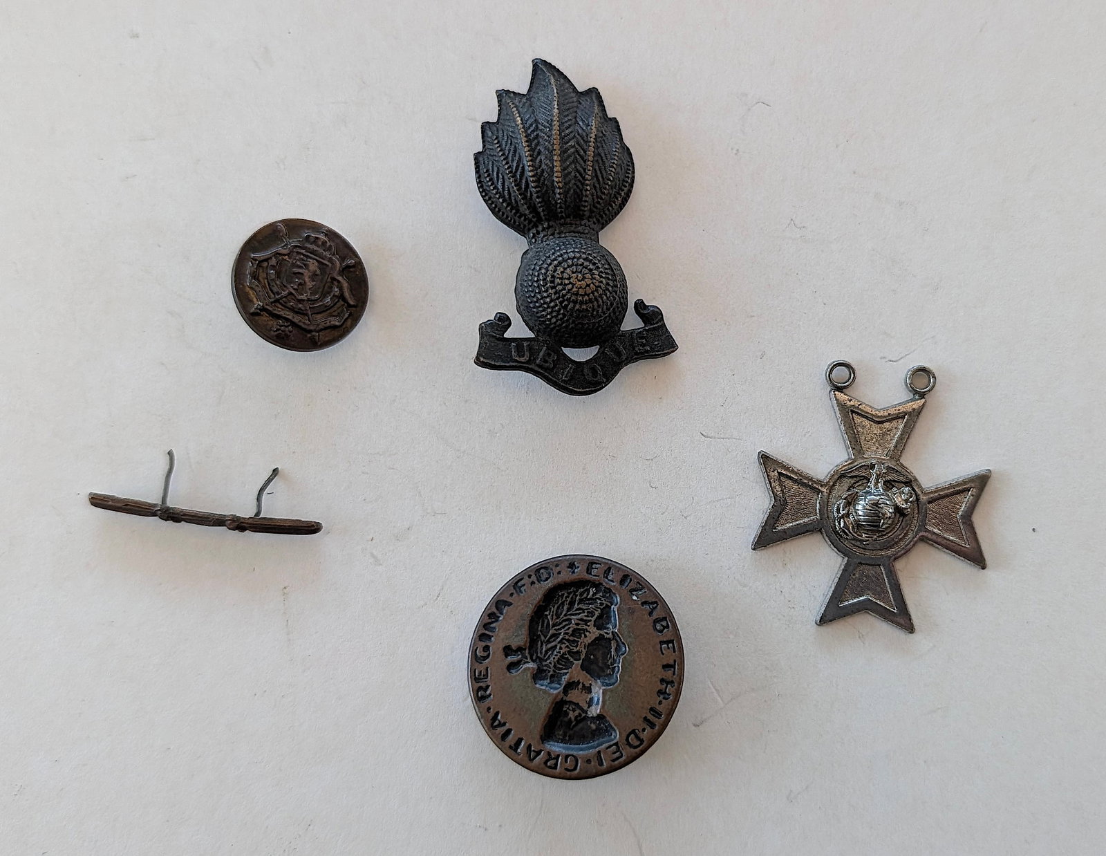 Vintage Scarce Authentic Military Collectible / Artelisted Inventory (1 of 2)