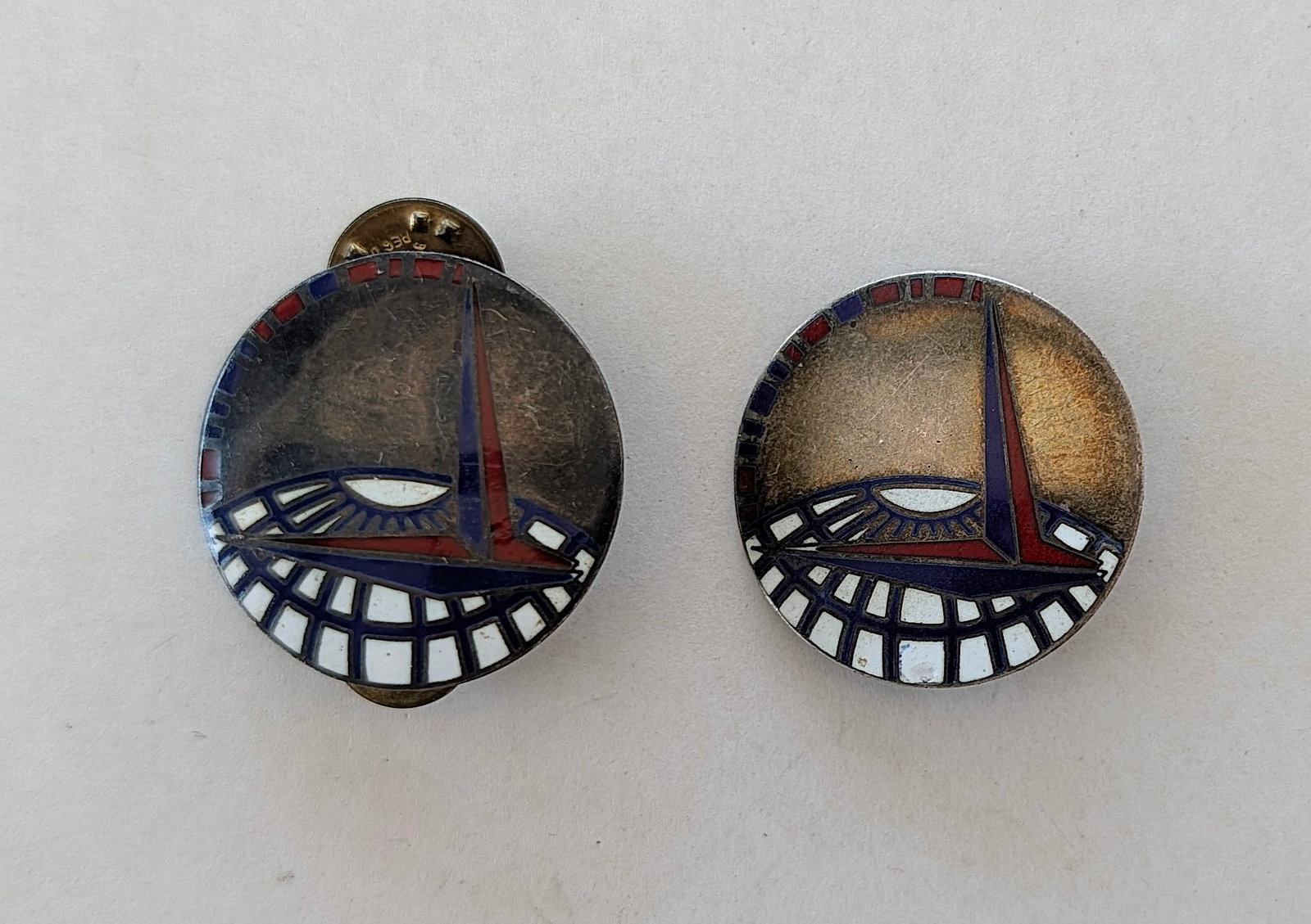 Vintage Scarce Authentic Military Collectible / Artelisted Inventory: Vintage Scarce Authentic Military Collectible / Artelisted Inventory. Our information received when purchased together with more important quality military collectibles, this lot was part of a closed 