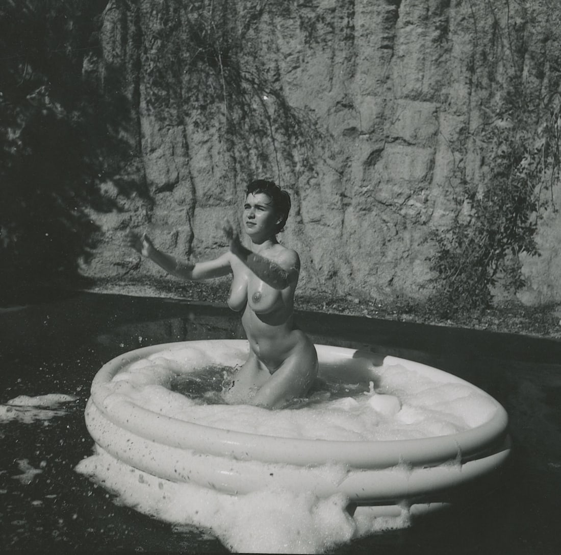 ANDRE DE DIENES Vintage Photo 1950s-1960s Nude Study