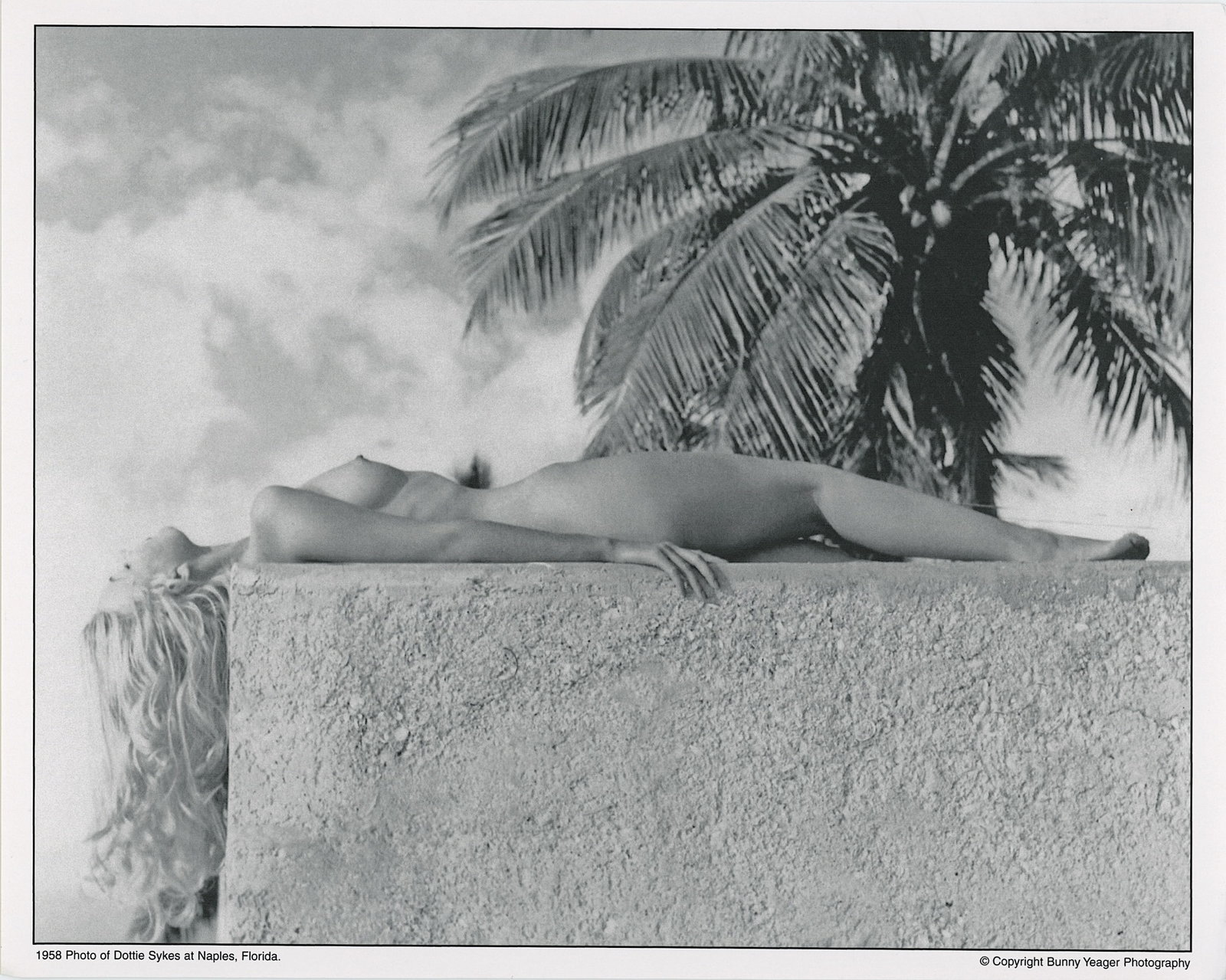 BUNNY YEAGER Vintage Pin Up Litho Model DOTTIE SYKES: BUNNY YEAGER Vintage Pin Up Litho Model DOTTIE SYKES. This lot is consigned by a collector in RI. The provenance is from Bunny Yeager's estate/archives. Linnea Eleanor "Bunny" Yeager (March 13, 1929 -