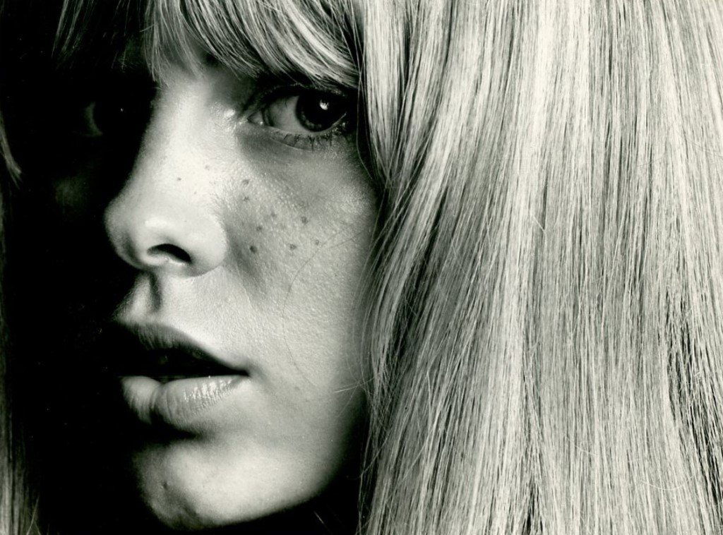 David Hamilton (1933 - ) print silver gelatin, Ca. 1970: David Hamilton (1933 - ) print silver gelatin 11cm x 16cm, Circa 1970