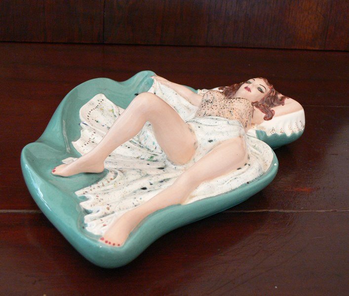 Vintage Holland Mold Ashtray Pin Up Ceramic Signed: Original Ca. 50's. Dimensions are about 10" x 7".