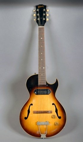 Gibson Electric Guitar: Gibson 1957 ES 140T
