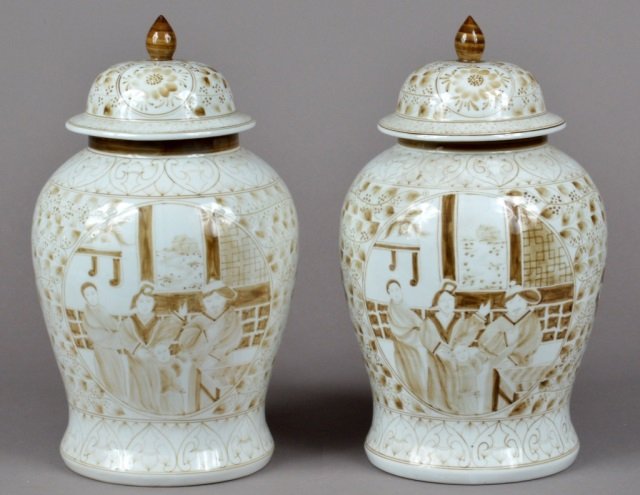 Pair of Lowestoft Style Covered Ginger Jars: Height 13 inches.