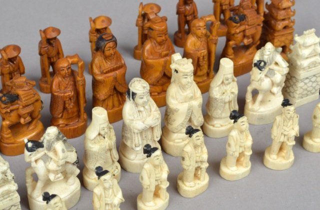 Chinese Carved Ivory Chess Set: Early 20th Century