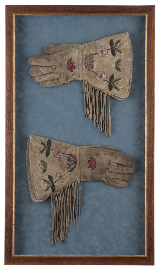 A pair of ''Buffalo Bill'' Cody Plains Indian gauntlets (1 of 4)