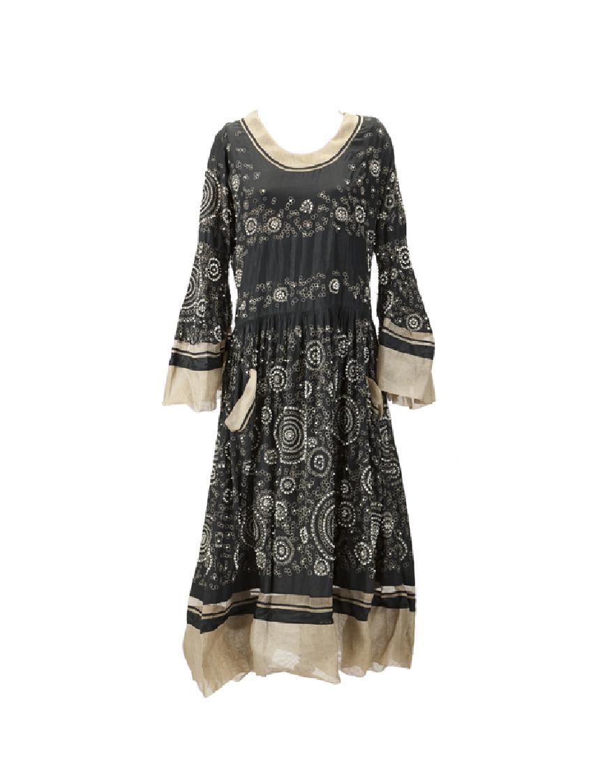 A Jeanne Lanvin couture beaded dress (1 of 5)