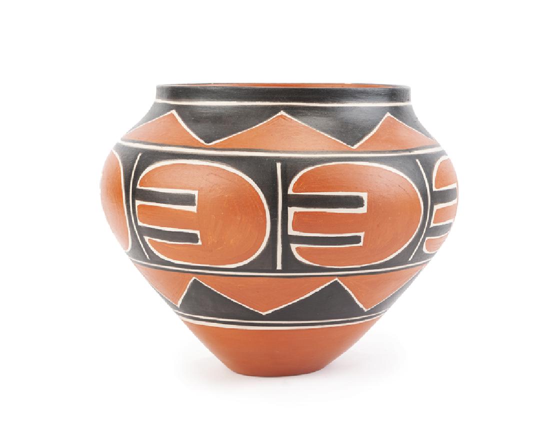 A Santo Domingo pottery vessel, Arthur and Hilda Coriz (1 of 3)
