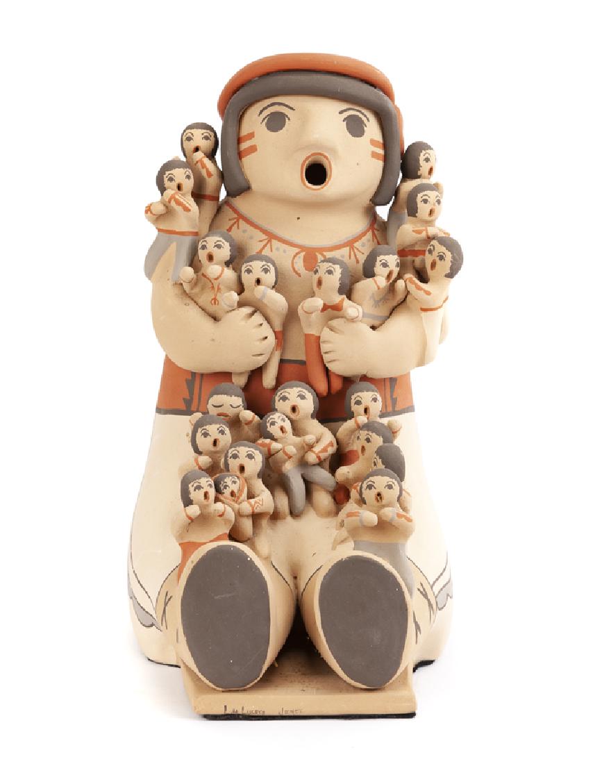 A Jemez pottery storyteller (1 of 4)