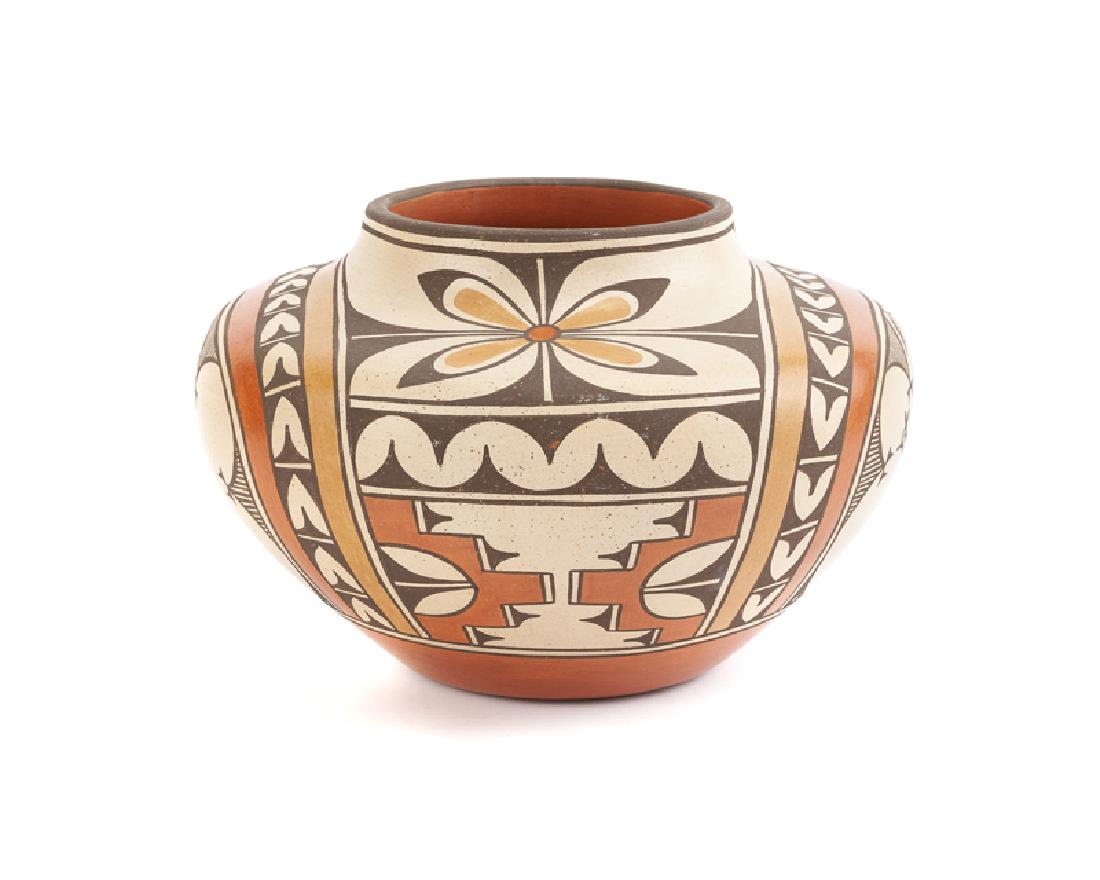 Lois Medina (1959 - * Zia) (1 of 3)