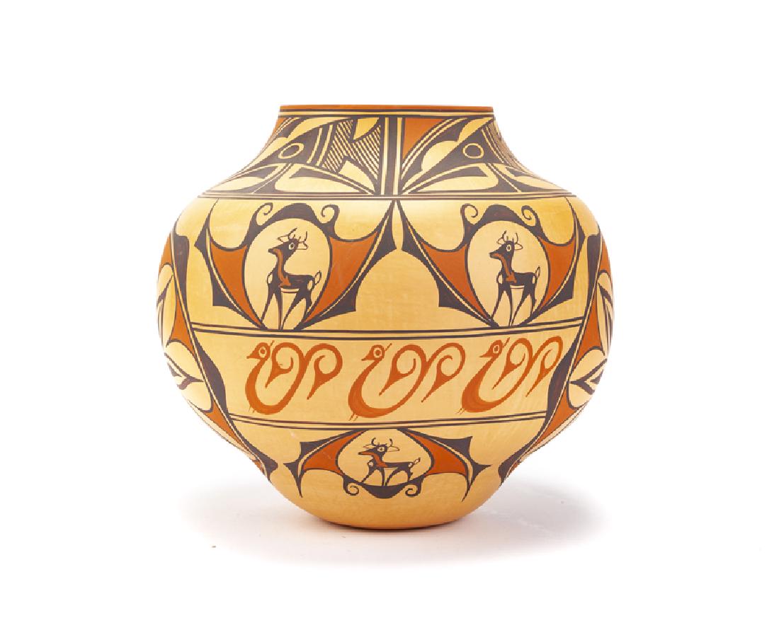 A Zuni pottery olla, Anderson and Avelia Peynetsa (1 of 3)