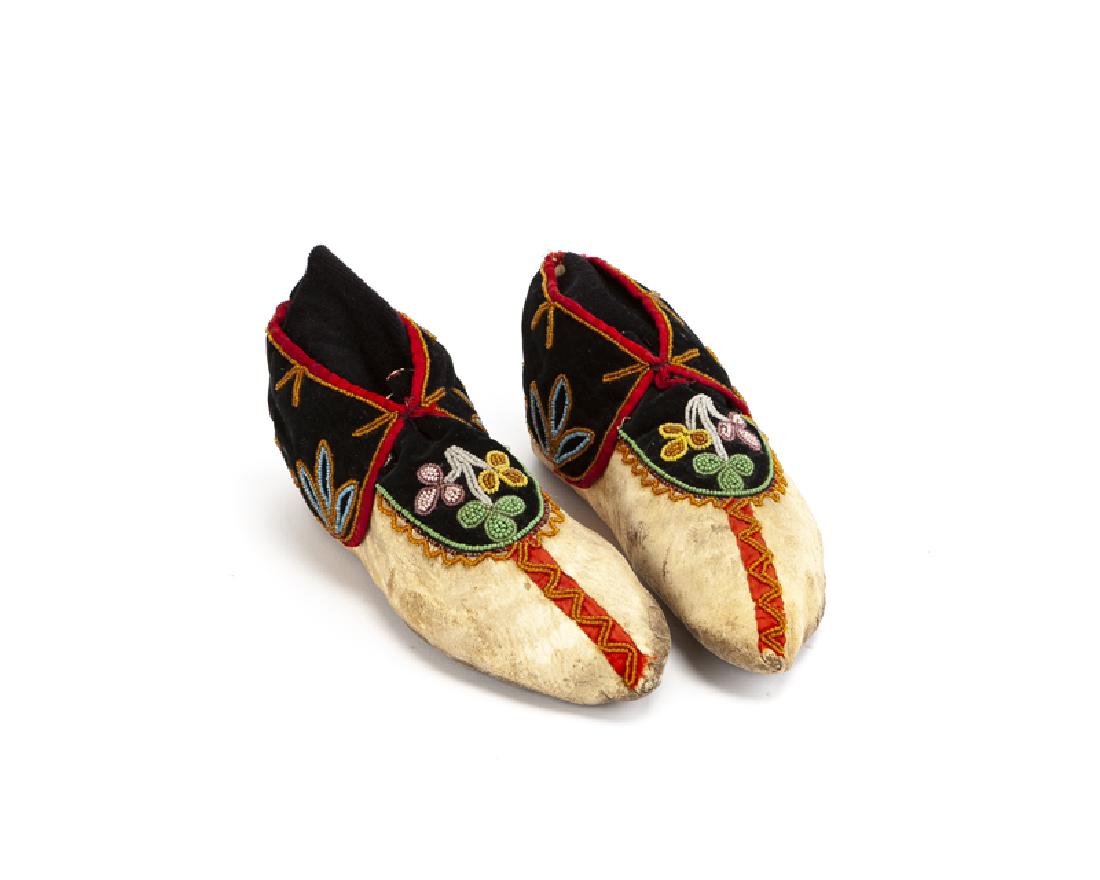 A pair of Ojibwa beaded mocassins (1 of 3)