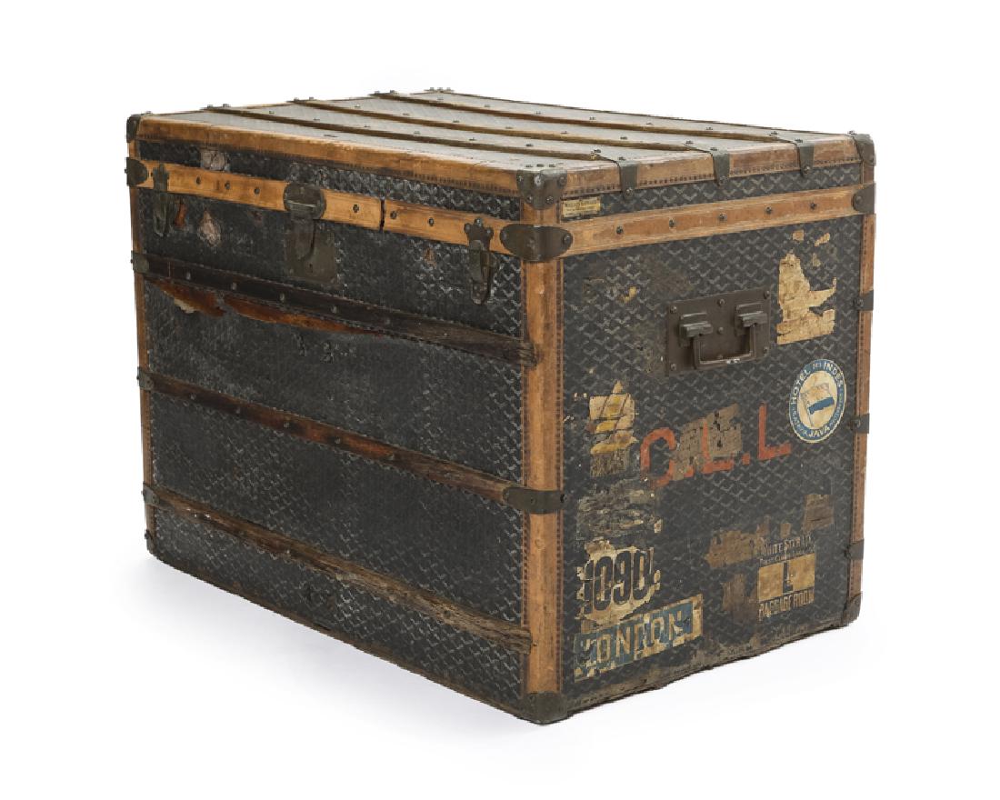 A Malles Goyard steamer trunk (1 of 3)