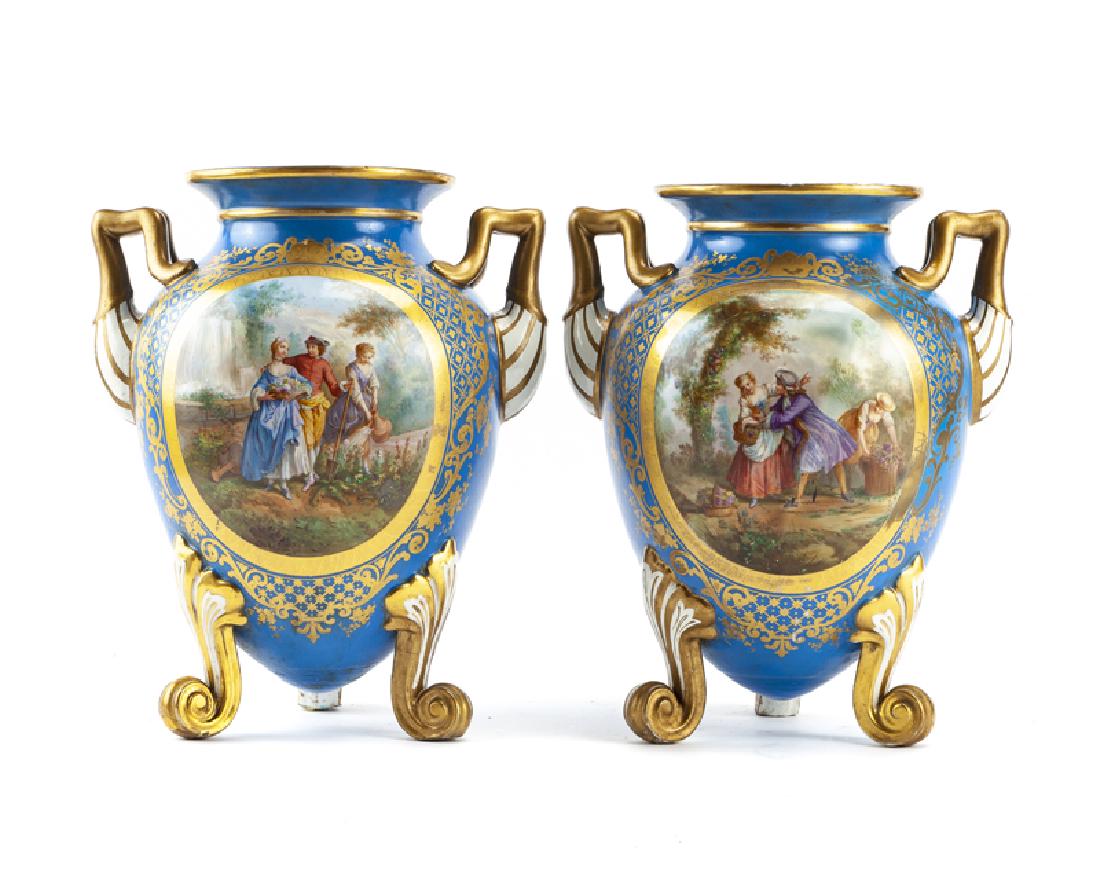 A pair of Paris porcelain urns (1 of 3)