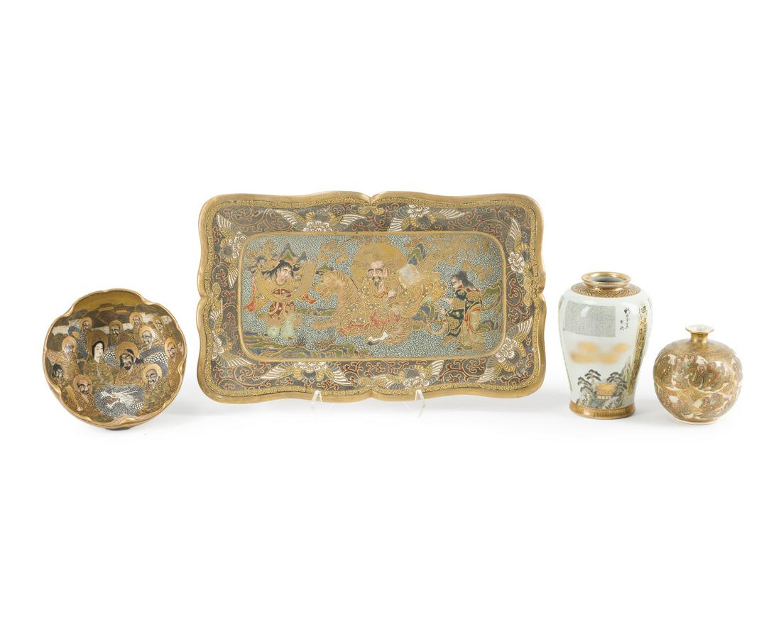 Four Japanese pottery items (1 of 6)