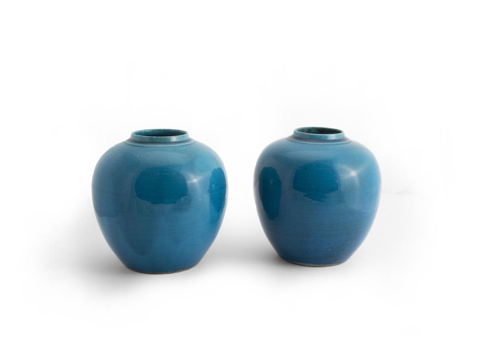 A pair of Chinese ginger jars (1 of 7)