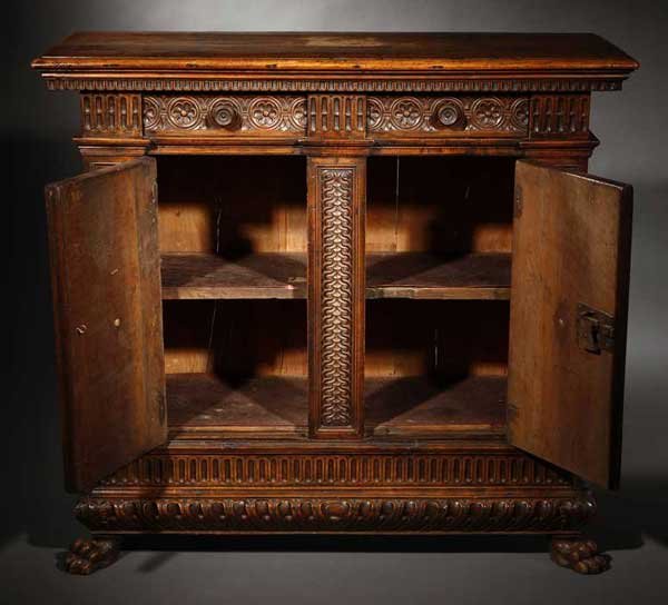 An Italian baroque walnut credenza - 4