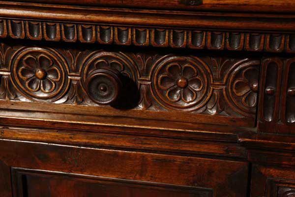 An Italian baroque walnut credenza - 7