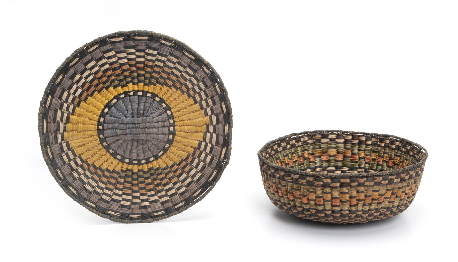 Two Hopi Third Mesa basketry items (1 of 7)
