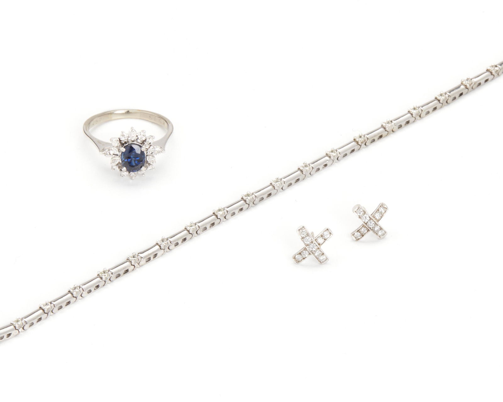 A group of jewelry (1 of 1)