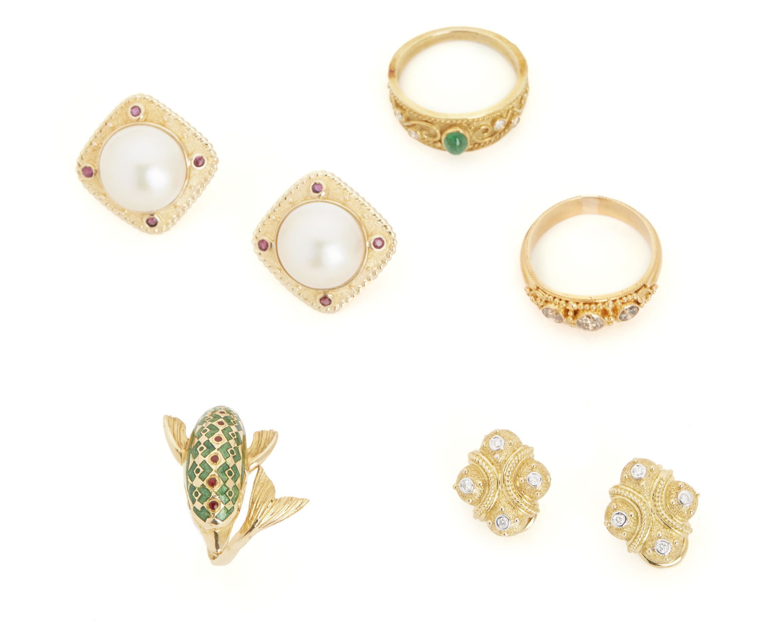 A group of jewelry (1 of 1)