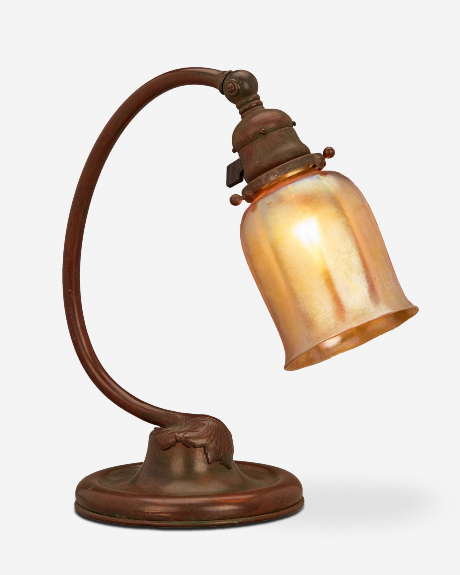 A Tiffany Studios table lamp (1 of 4)