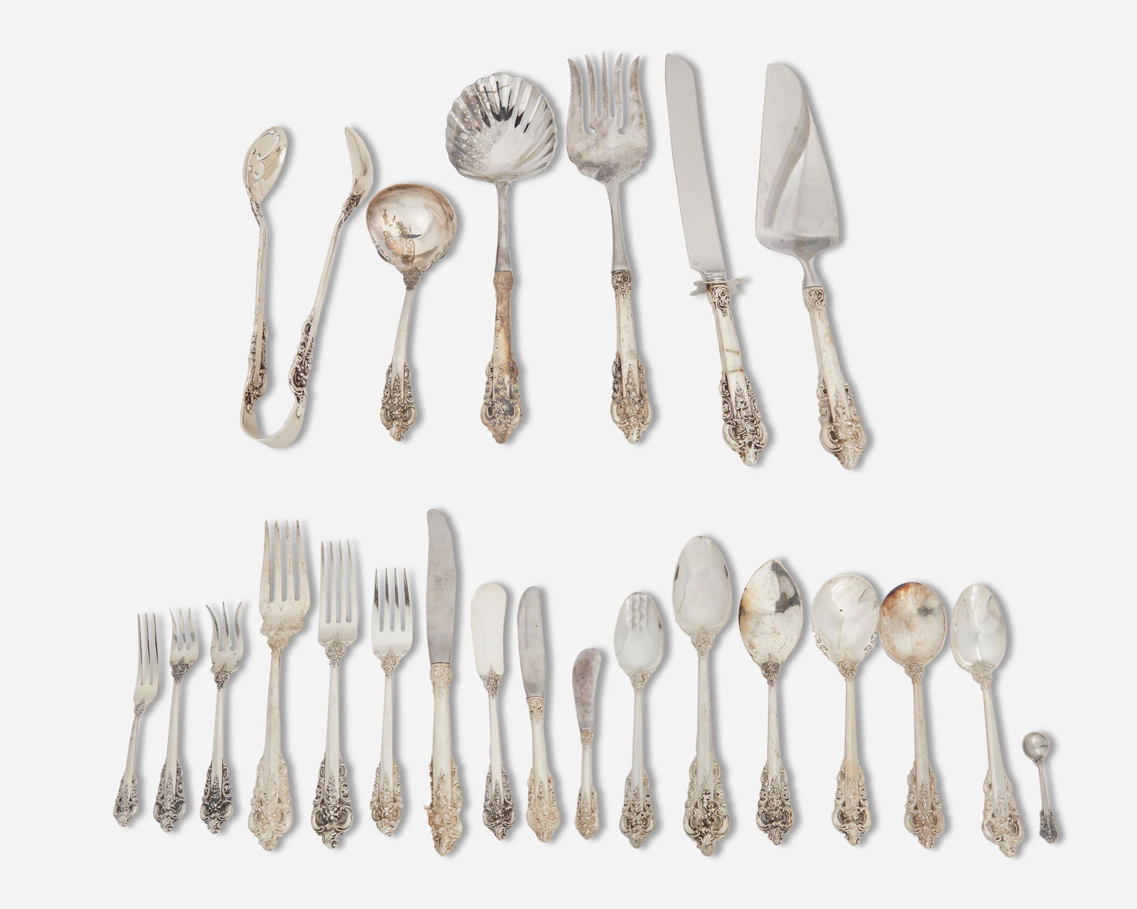 A Wallace "Grand Baroque" sterling silver flatware (1 of 4)