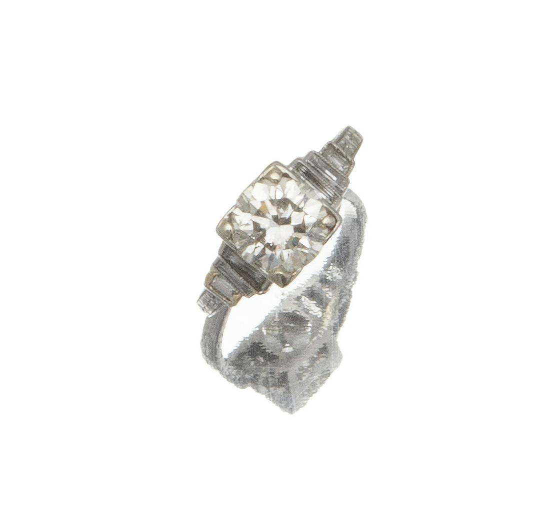 An Art Deco diamond ring (1 of 3)