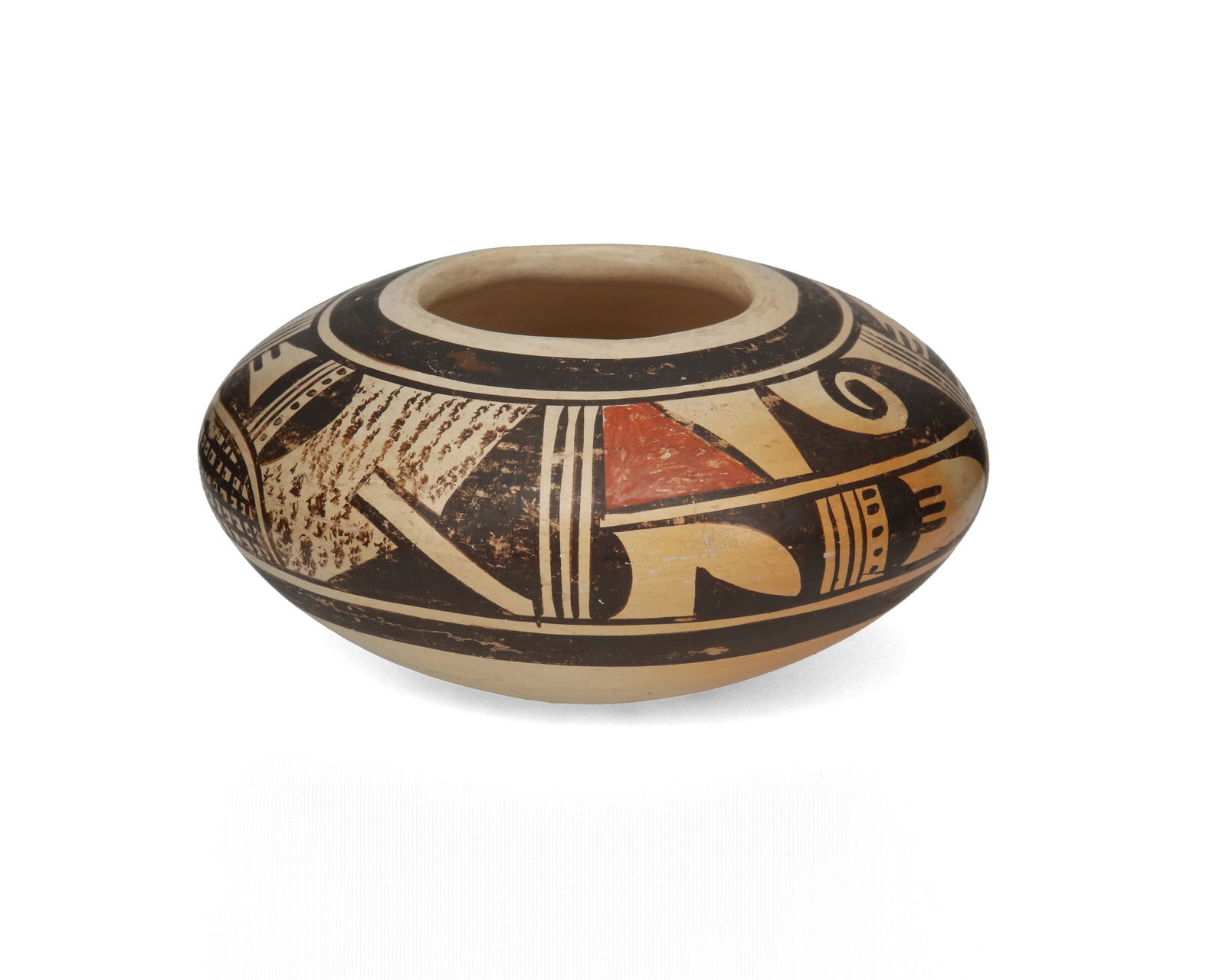 A Fannie Nampeyo Hopi polychrome pottery bowl (1 of 3)